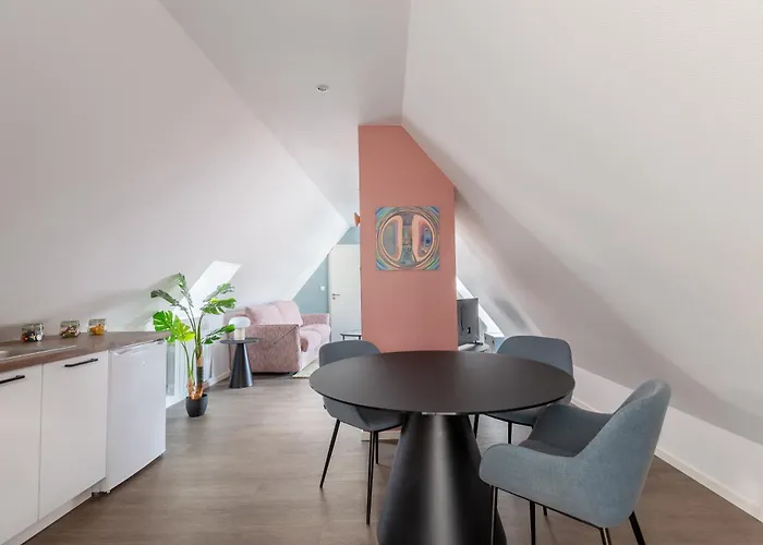 Aparthotel Travel Homes - Republic, Charm In The Heart Of 3*
